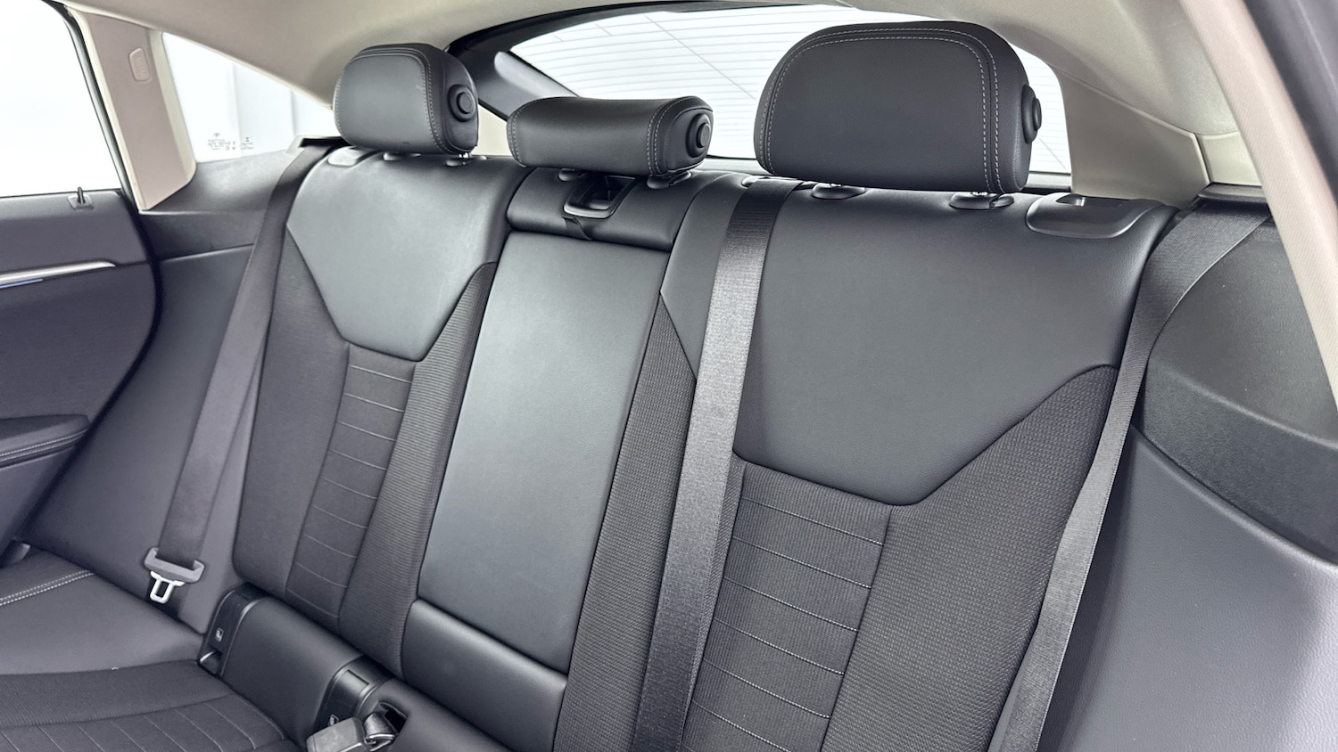 Used BMW i4 2022 for sale - 76831560: Photo 12