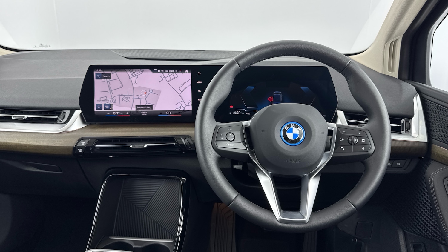 Used BMW 2 Series 2025 for sale - 75996719: Photo 5