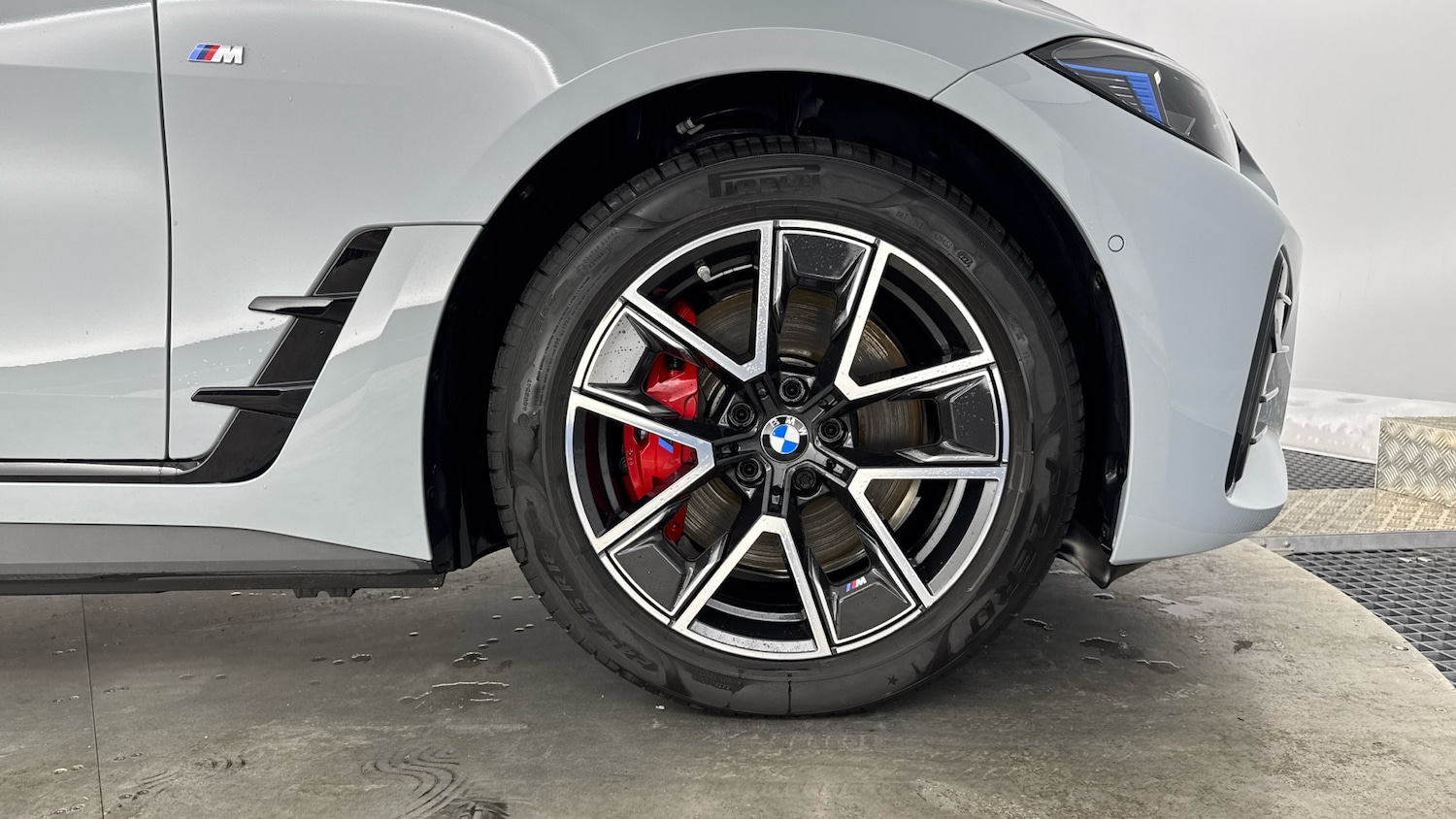 Used BMW i4 2025 for sale - 76437044: Photo 14