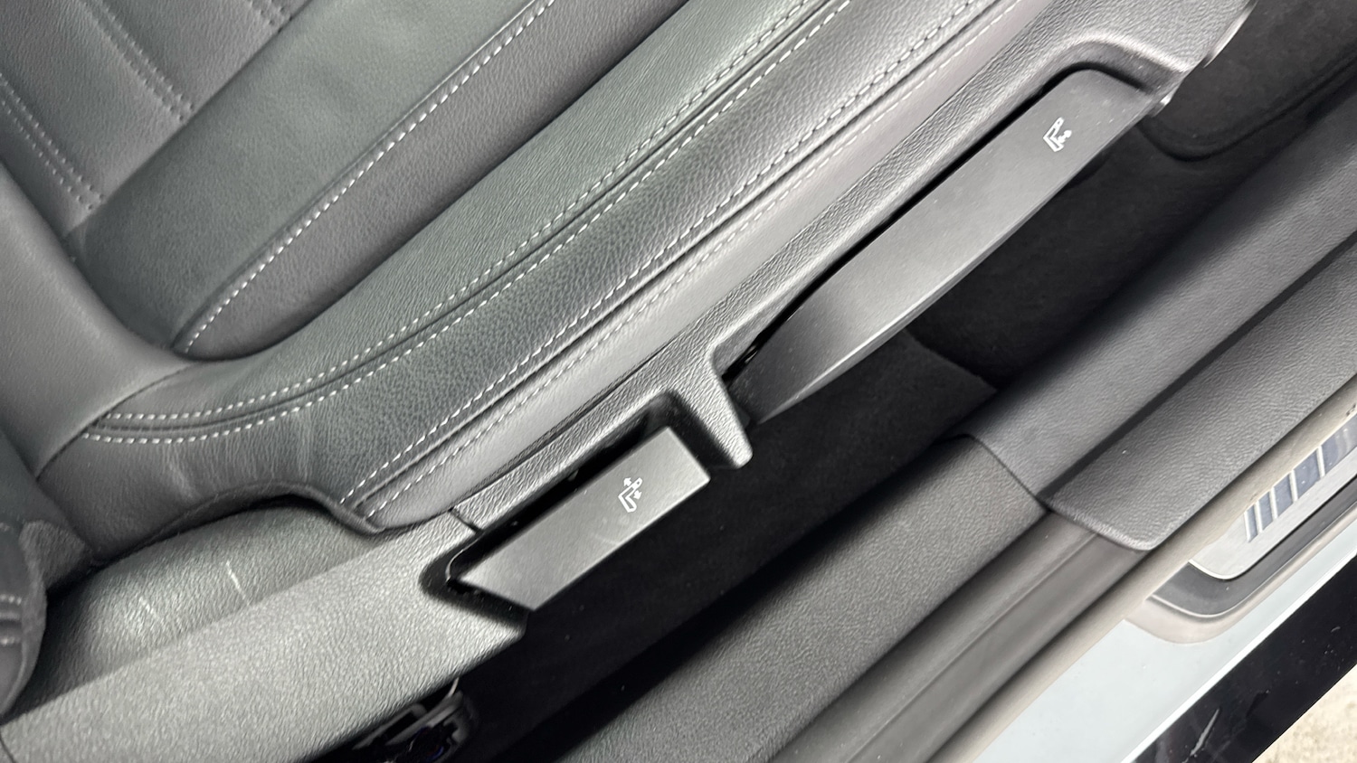 Used BMW i4 2025 for sale - 76437044: Photo 30