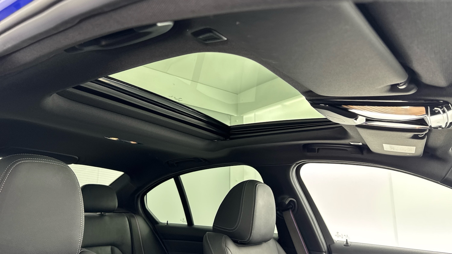 Used BMW 3 Series 2020 for sale - 77629215: Photo 17