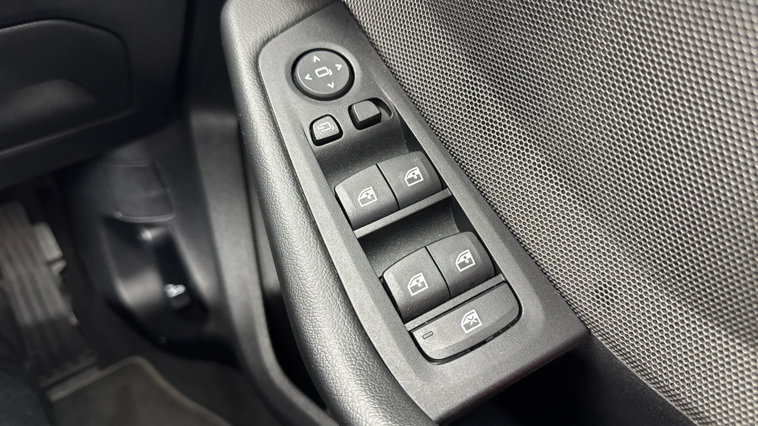 Used BMW 1 Series 2020 for sale - 76120108: Photo 30