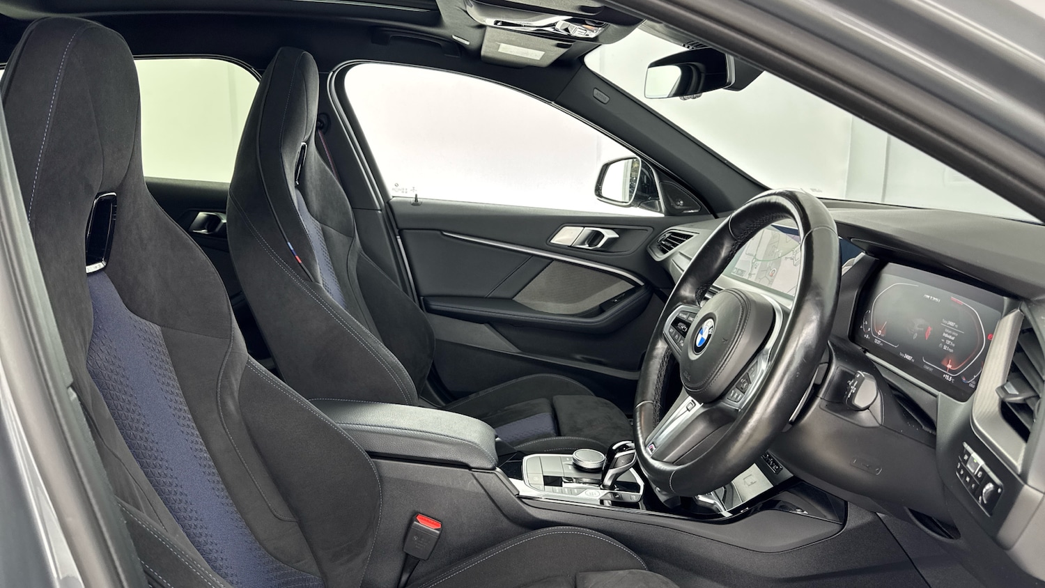 Used BMW 1 Series 2023 for sale - 77023933: Photo 11