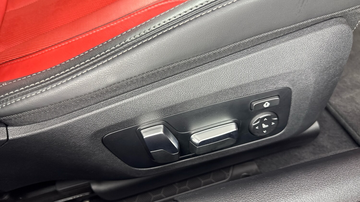 Used BMW 8 Series 2023 for sale - 76640780: Photo 19