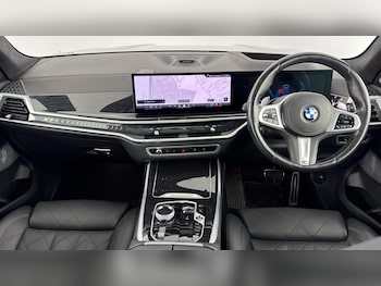 Used BMW X7 2023 for sale - 76968753: Photo
