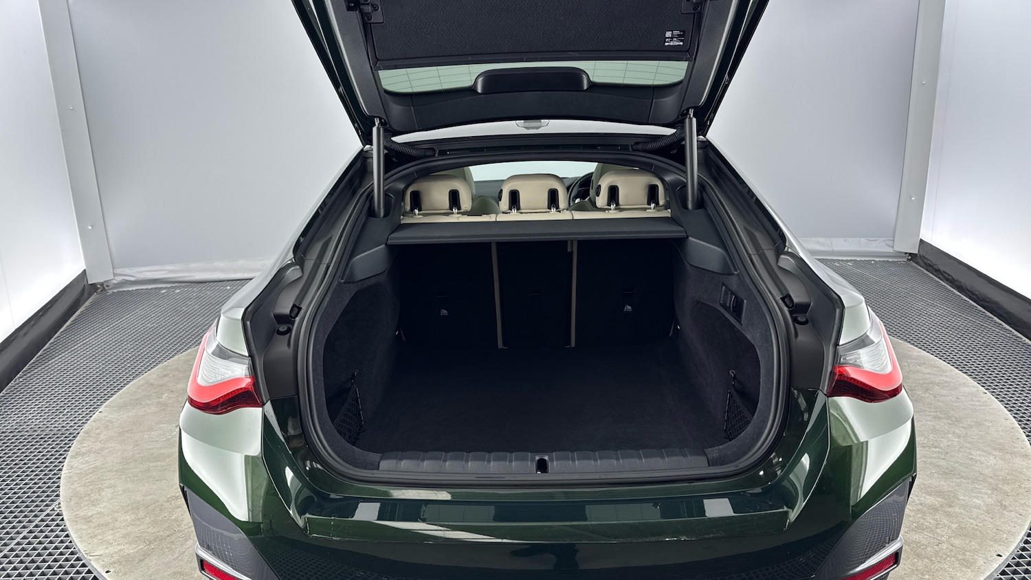 Used BMW 4 Series 2023 for sale - 77953842: Photo 13