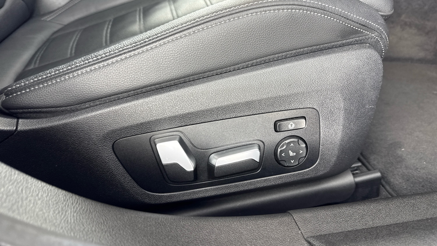 Used BMW 3 Series 2020 for sale - 77420851: Photo 19