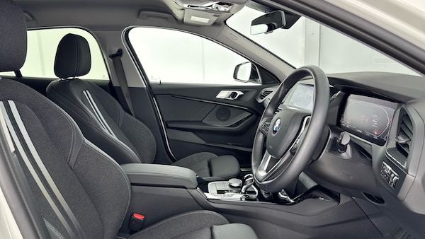Used BMW 1 Series 2022 for sale - 76311311: Photo 11