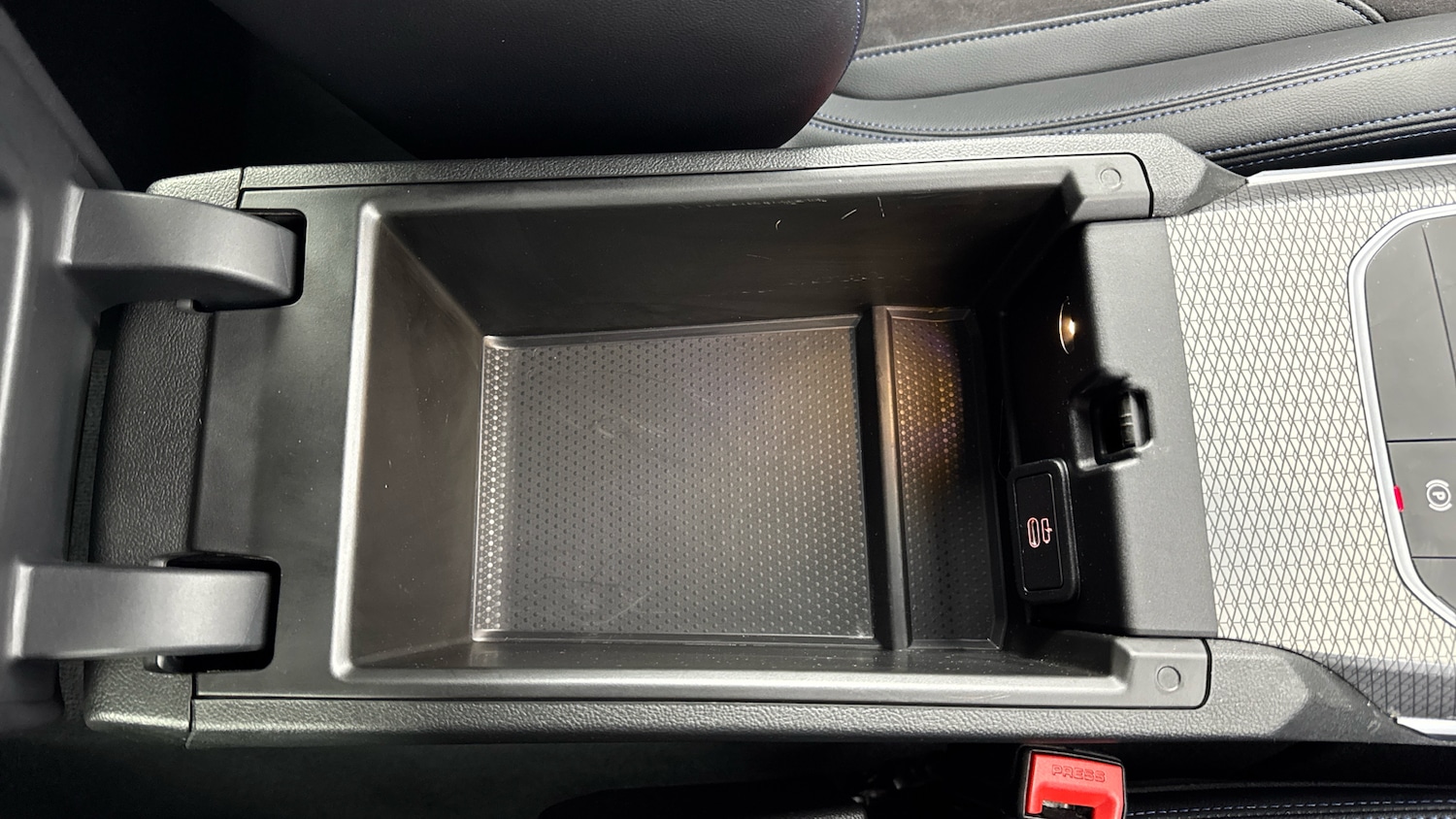 Used BMW 3 Series 2023 for sale - 77918459: Photo 39