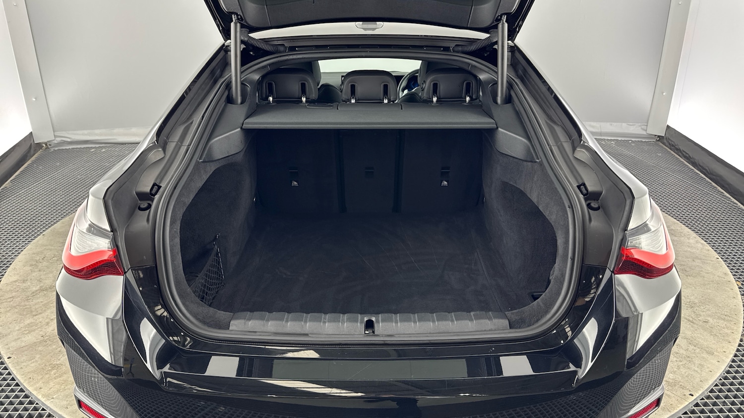 Used BMW 4 Series 2024 for sale - 76413245: Photo 13