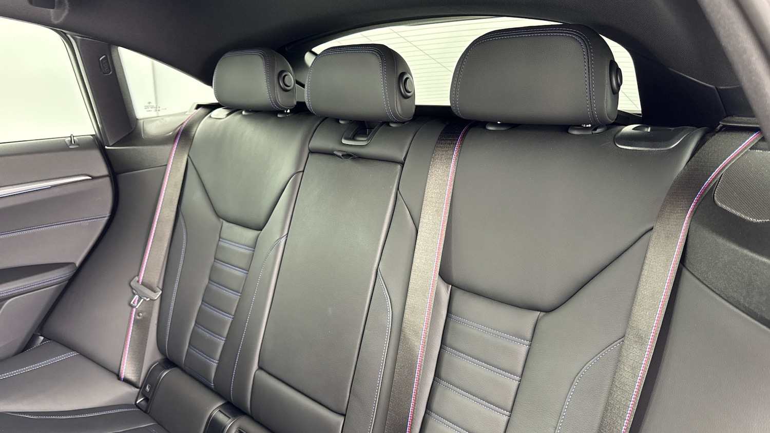 Used BMW i4 2024 for sale - 76437040: Photo 12