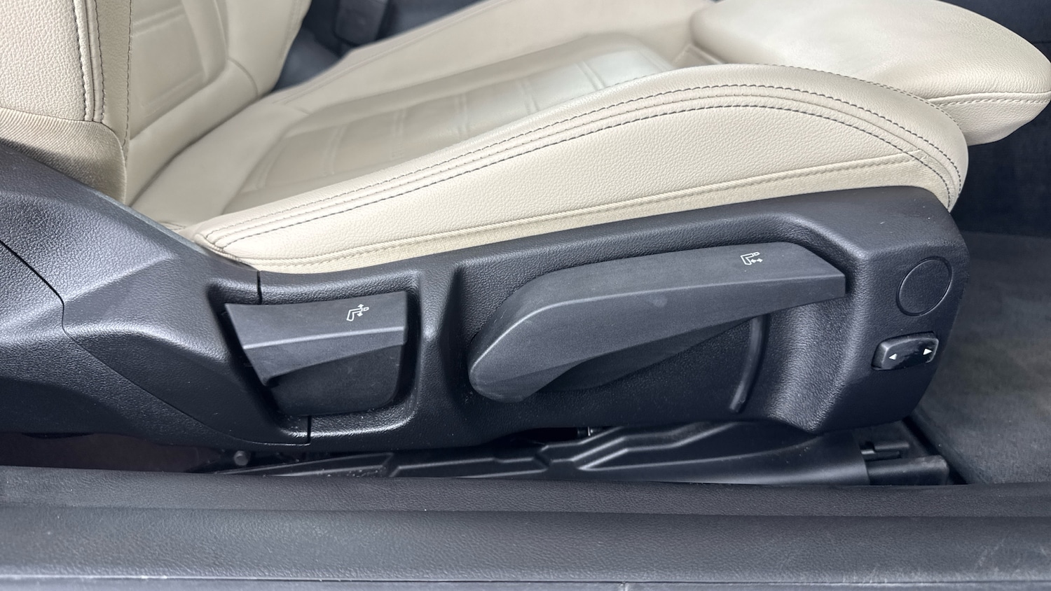 Used BMW 4 Series 2021 for sale - 77983868: Photo 31