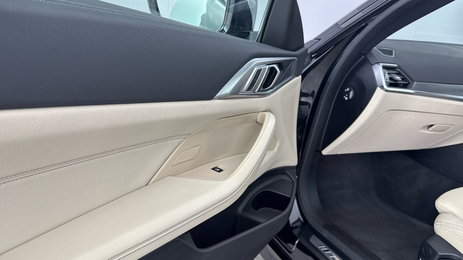 Used BMW 4 Series 2021 for sale - 77983868: Photo 52