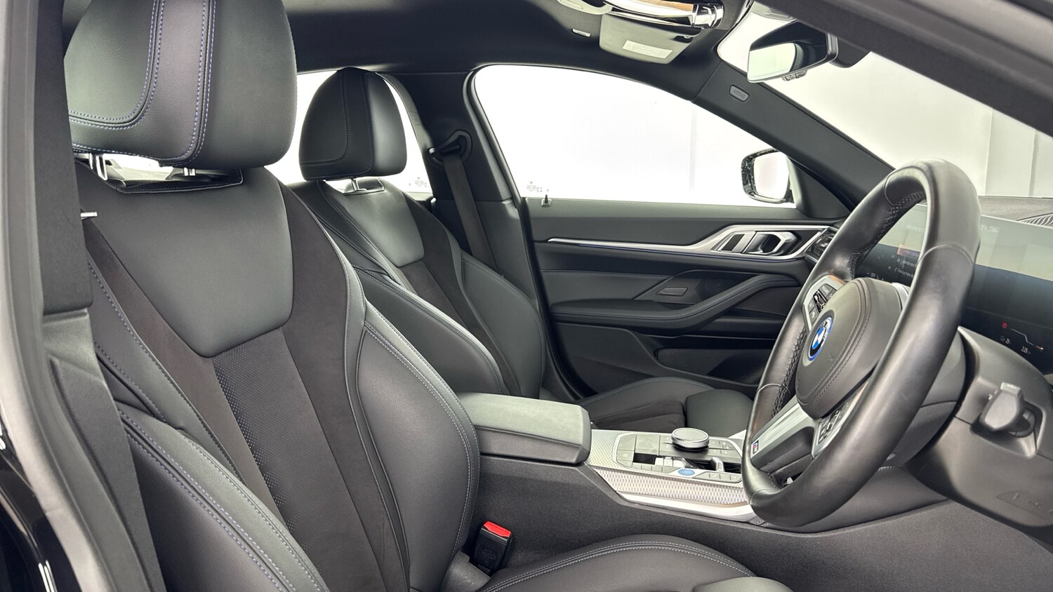 Used BMW i4 2024 for sale - 78190902: Photo 11