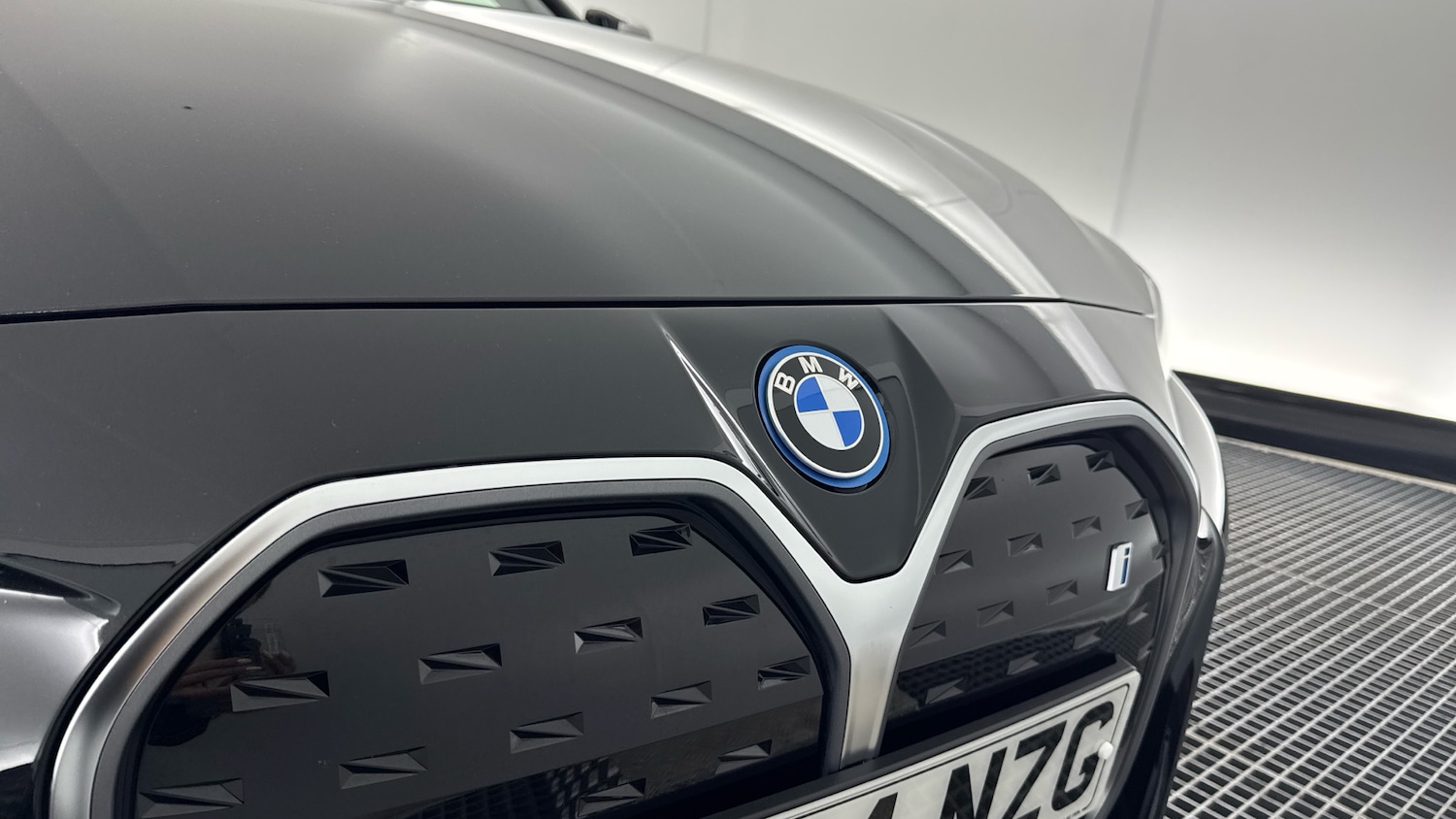 Used BMW i4 2024 for sale - 78190902: Photo 23