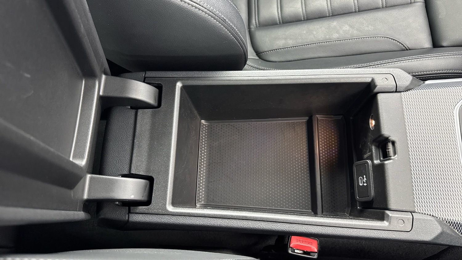 Used BMW 4 Series 2022 for sale - 77871919: Photo 42