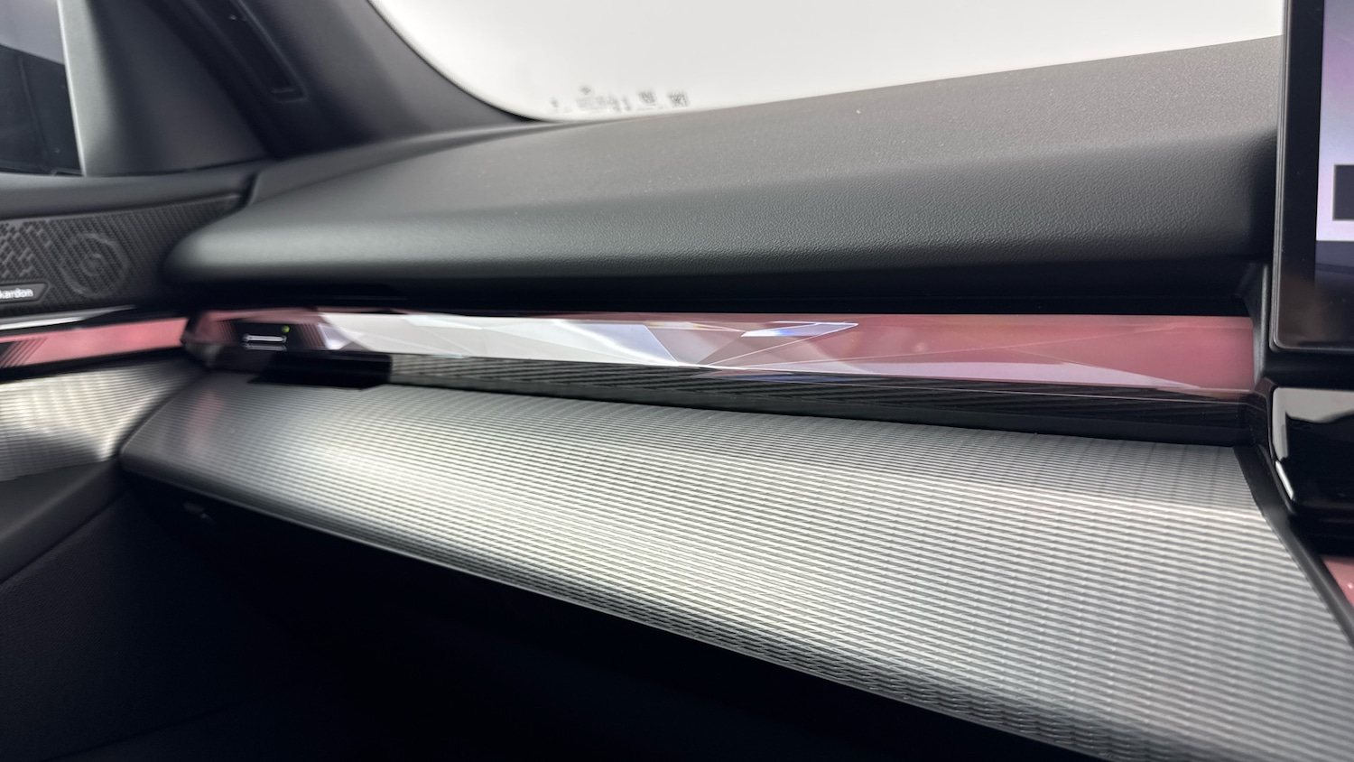 Used BMW 5 Series 2025 for sale - 77528056: Photo 32