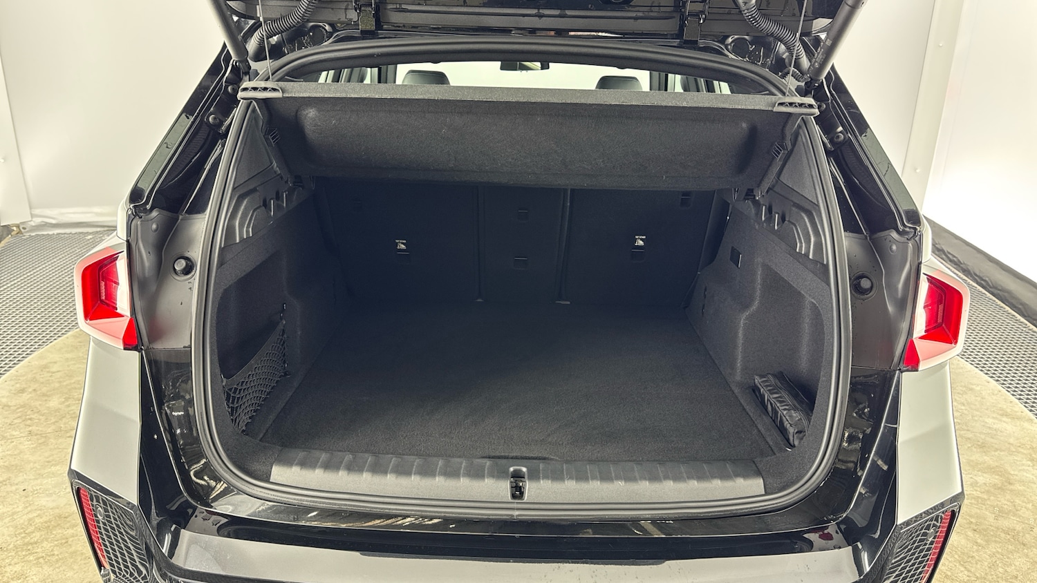 Used BMW iX1 2023 for sale - 77761708: Photo 13