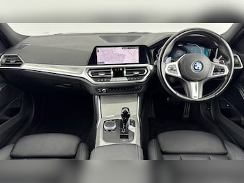 Used BMW 3 Series 2021 for sale - 76461230: Photo