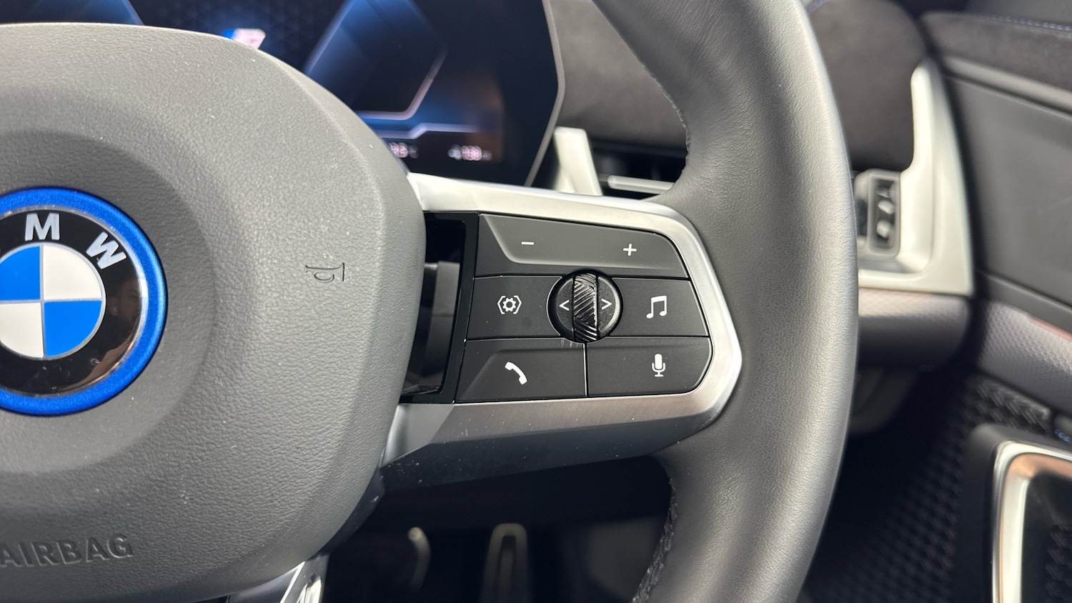 Used BMW iX2 2024 for sale - 77535811: Photo 18