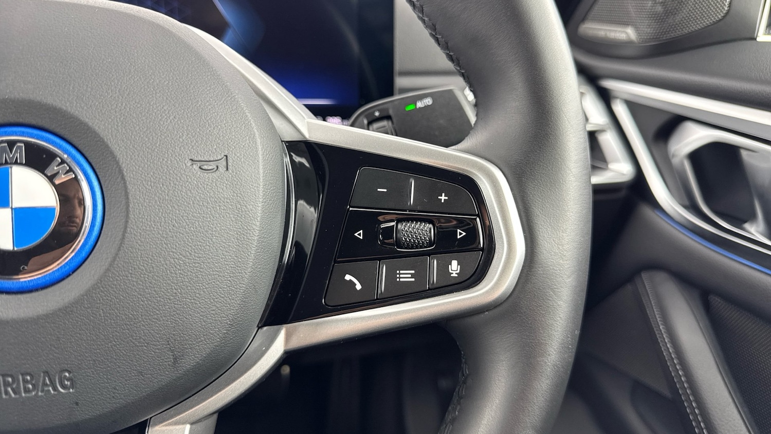 Used BMW i4 2024 for sale - 77046131: Photo 18