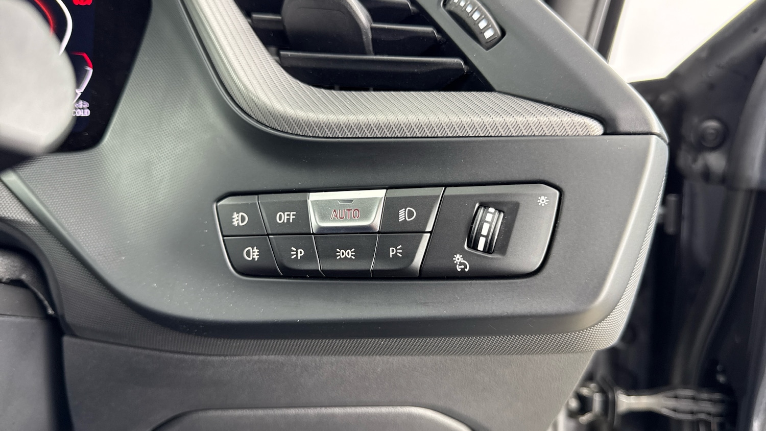 Used BMW 2 Series 2020 for sale - 77592689: Photo 30