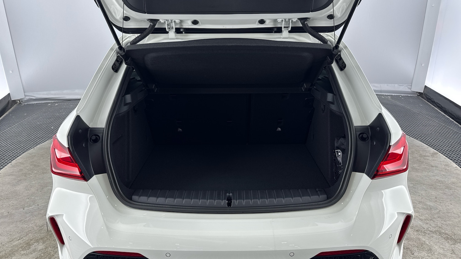 Used BMW 1 Series 2022 for sale - 76413248: Photo 13