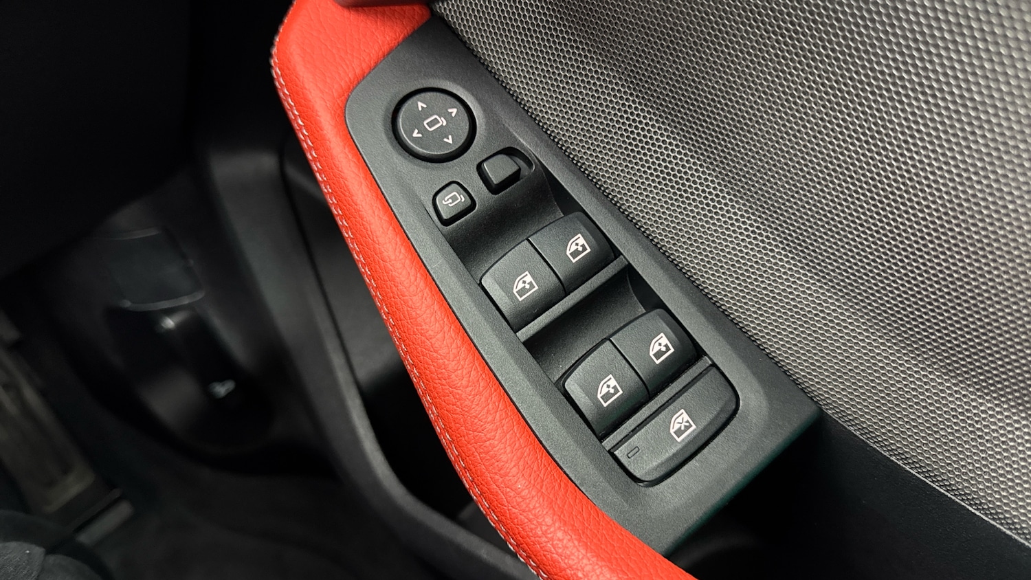 Used BMW 2 Series 2024 for sale - 77128085: Photo 30