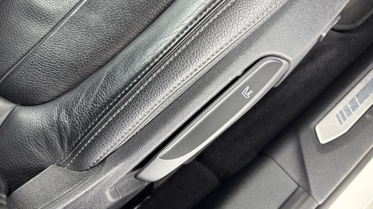 Used BMW 1 Series 2023 for sale - 77417337: Photo 27