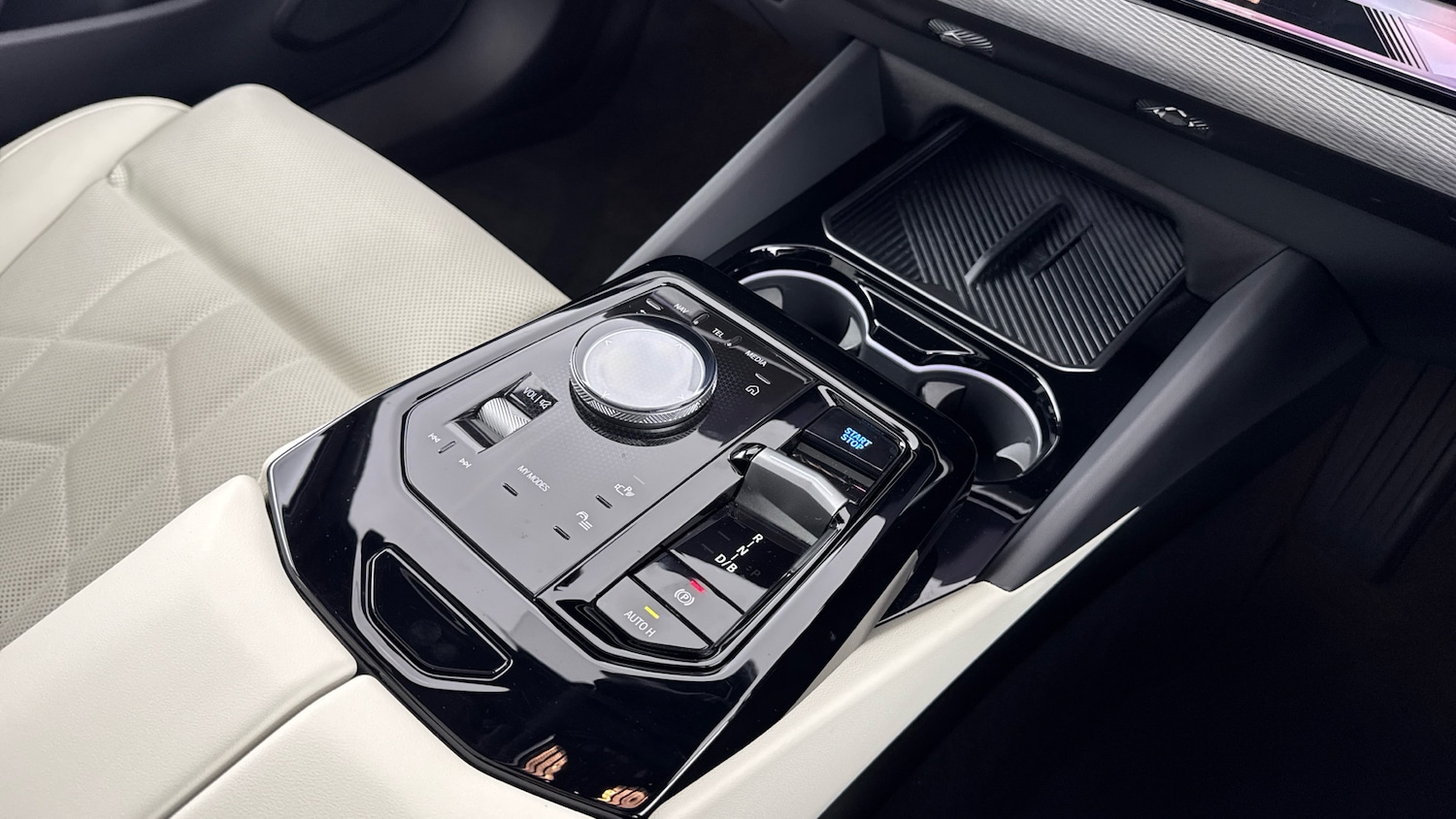 Used BMW i5 2025 for sale - 77288951: Photo 10