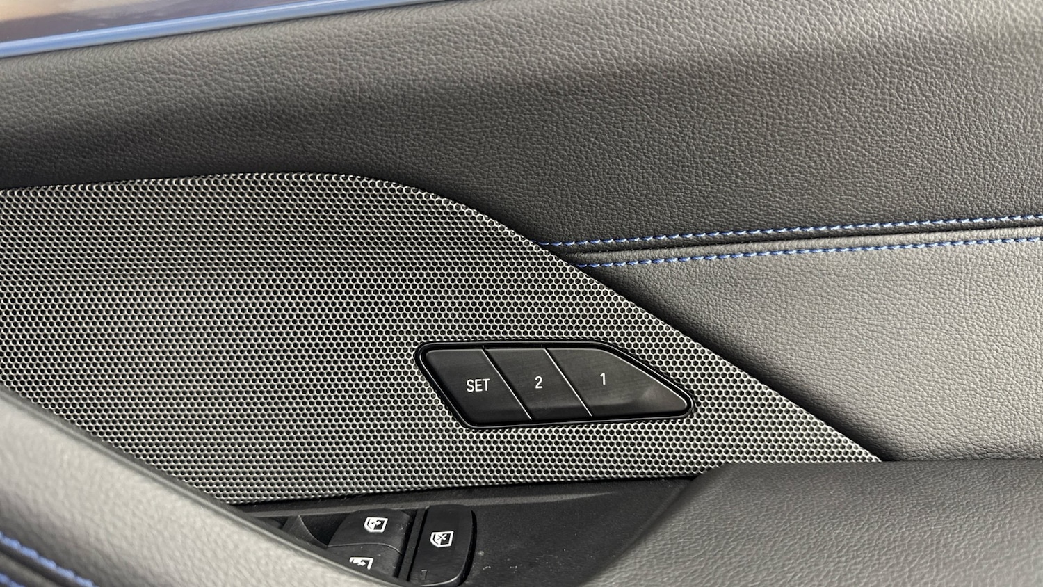 Used BMW i4 2024 for sale - 77033352: Photo 32