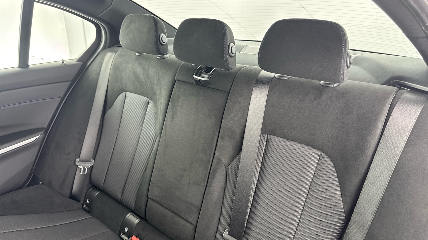 Used BMW 3 Series 2025 for sale - 76104598: Photo 12