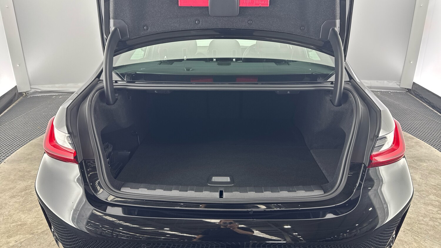 Used BMW 3 Series 2025 for sale - 76104598: Photo 13