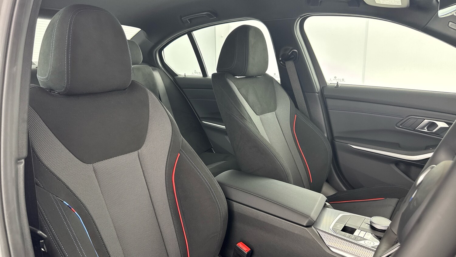 Used BMW 3 Series 2025 for sale - 76104598: Photo 27