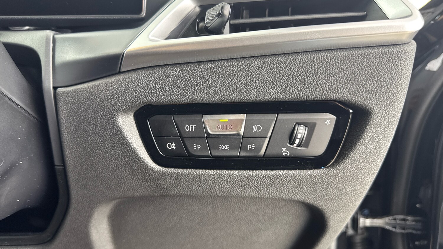 Used BMW 3 Series 2025 for sale - 76104598: Photo 30