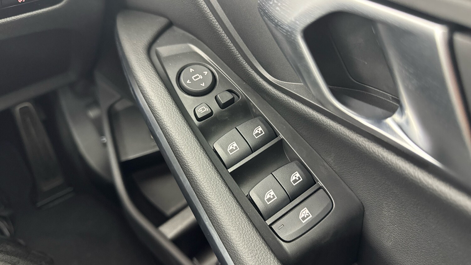 Used BMW 3 Series 2025 for sale - 76104598: Photo 32