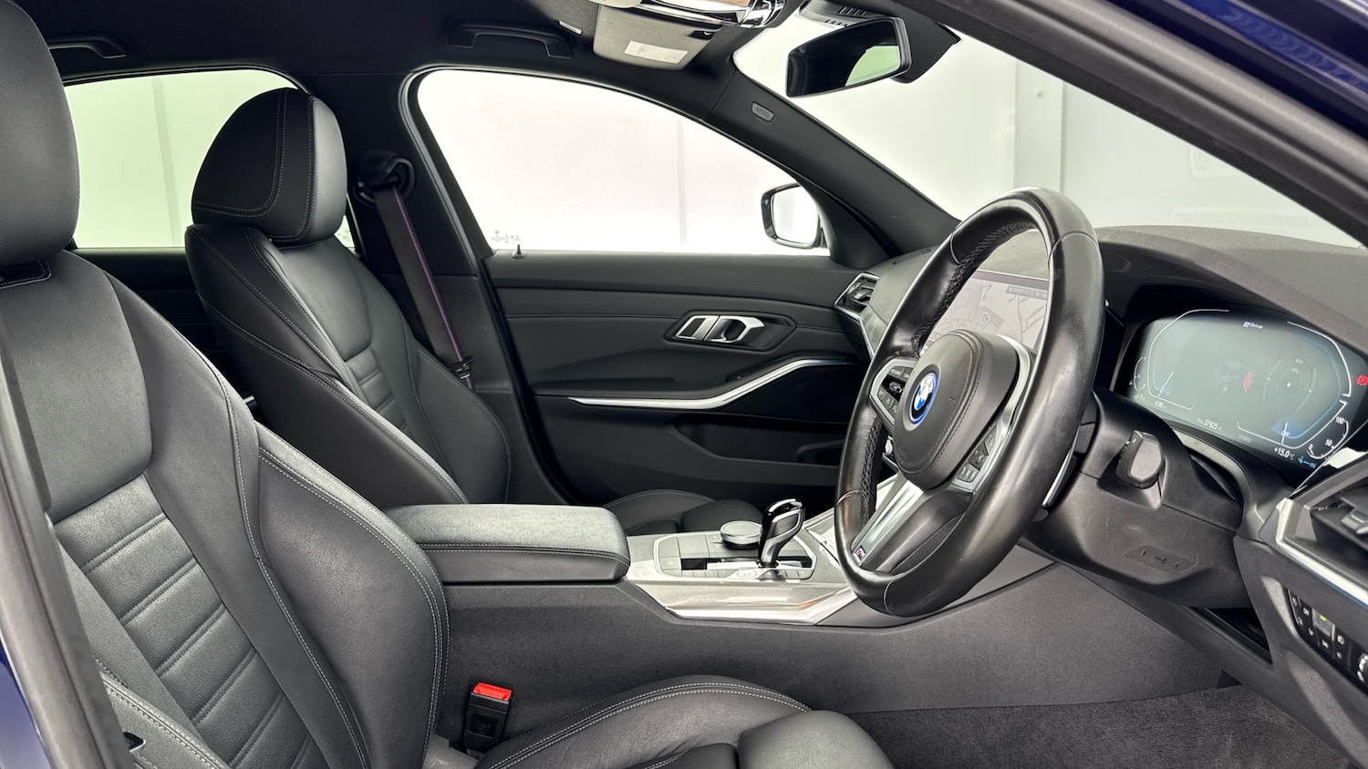 Used BMW 3 Series 2021 for sale - 76554881: Photo 11