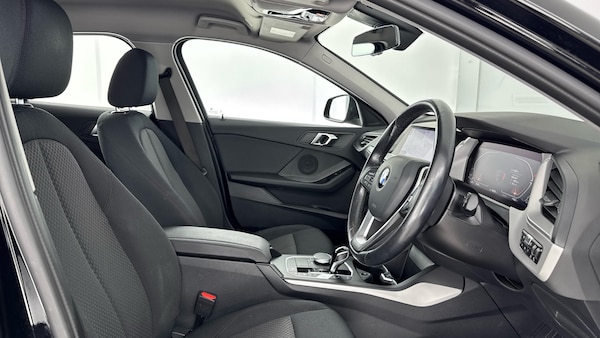 Used BMW 1 Series 2022 for sale - 76205431: Photo 11