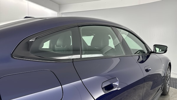 Used BMW i4 2023 for sale - 76234580: Photo 26