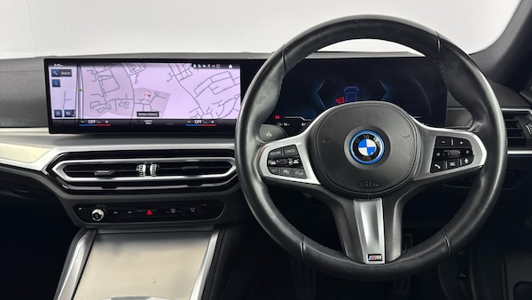 Used BMW i4 2023 for sale - 76234580: Photo 5
