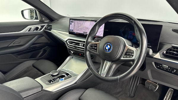 Used BMW i4 2023 for sale - 76234580: Photo 6