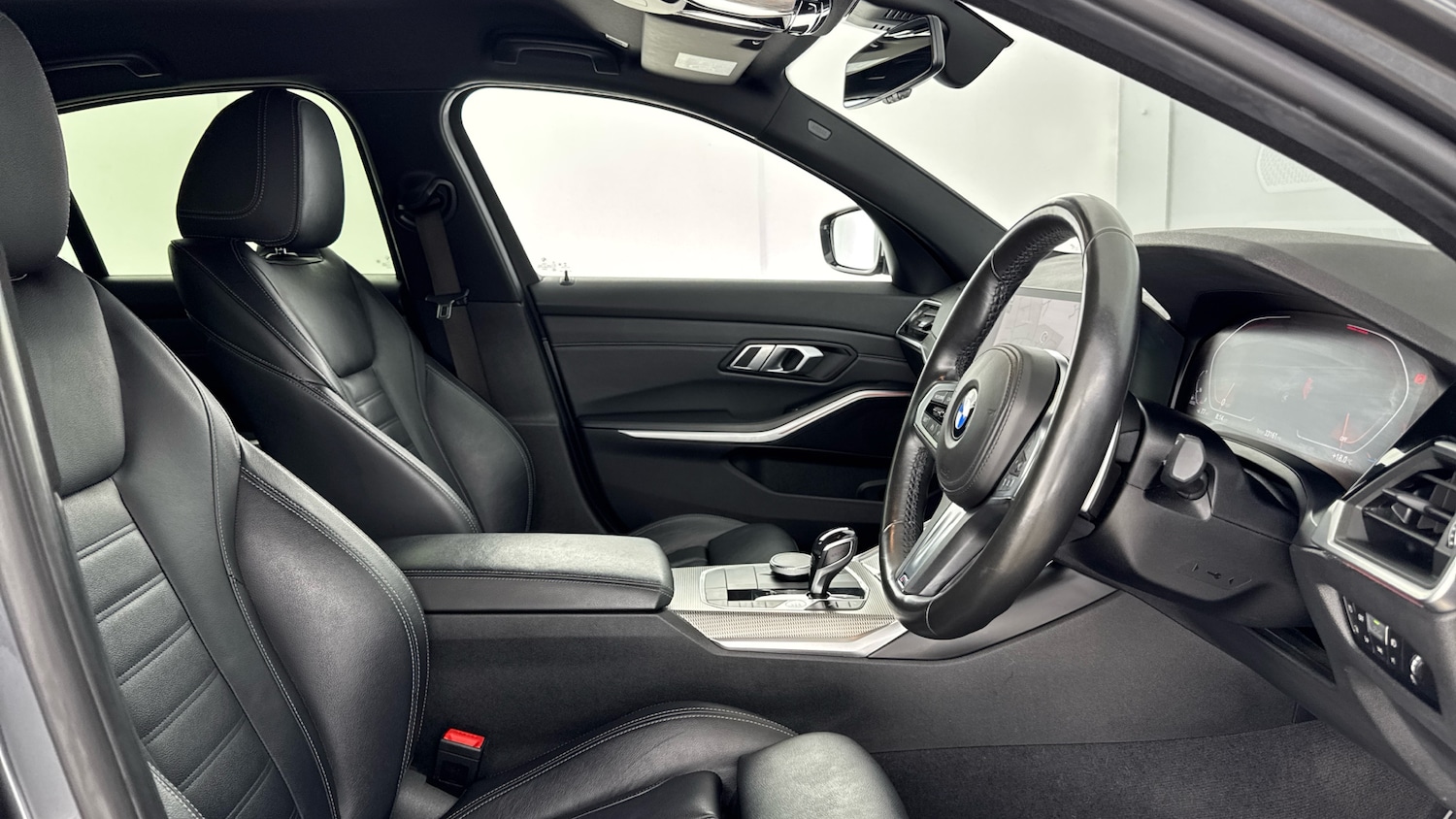 Used BMW 3 Series 2019 for sale - 76504819: Photo 11