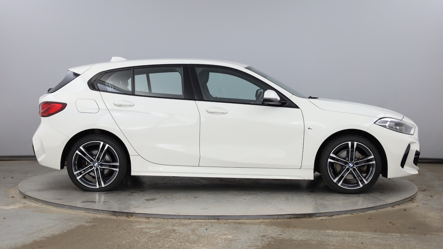 Used BMW 1 Series 2023 for sale - 77245491: Photo 3