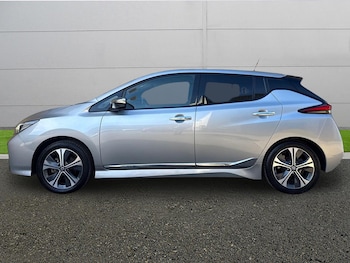 Used Nissan Leaf 2020 for sale - 77979050: Photo