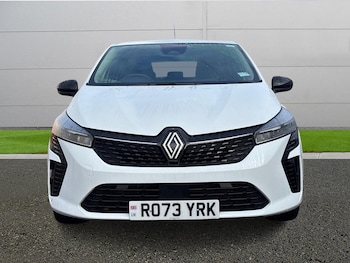 Used Renault Clio 2023 for sale - 77388964: Photo