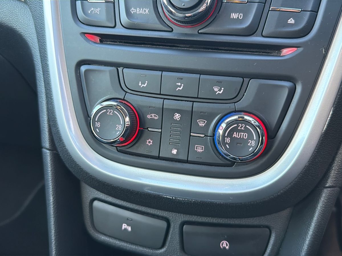 Used Vauxhall Mokka 2015 for sale - 77372967: Photo 18