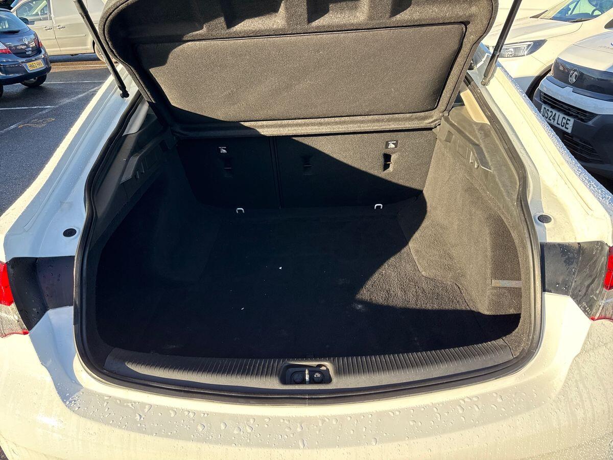 Used Vauxhall Insignia 2020 for sale - 76802046: Photo 12