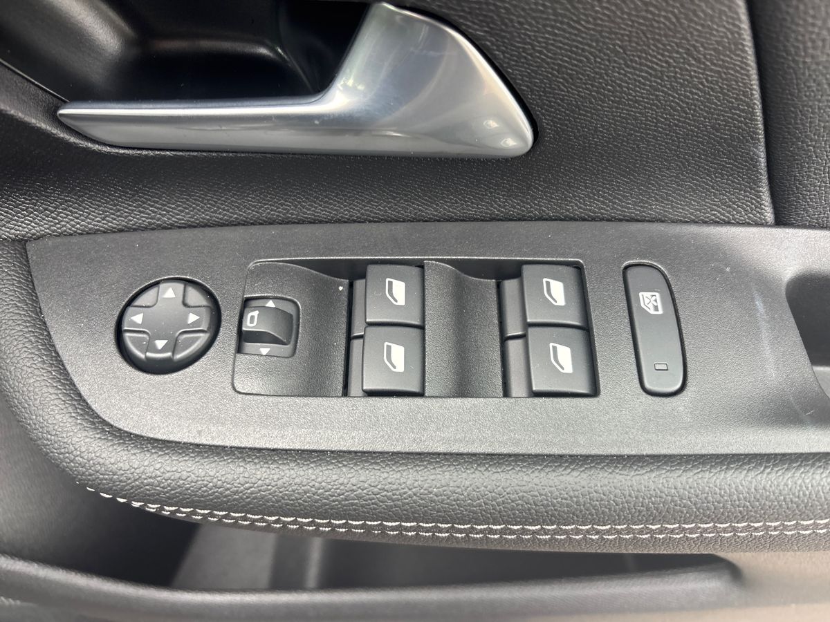 Used Vauxhall Mokka 2025 for sale - 77002357: Photo 20