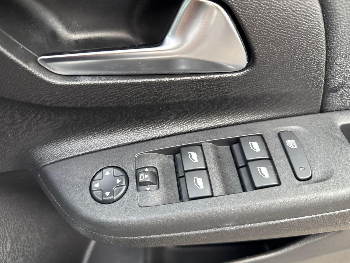 Used Vauxhall Corsa 2022 for sale - 76716948: Photo 20