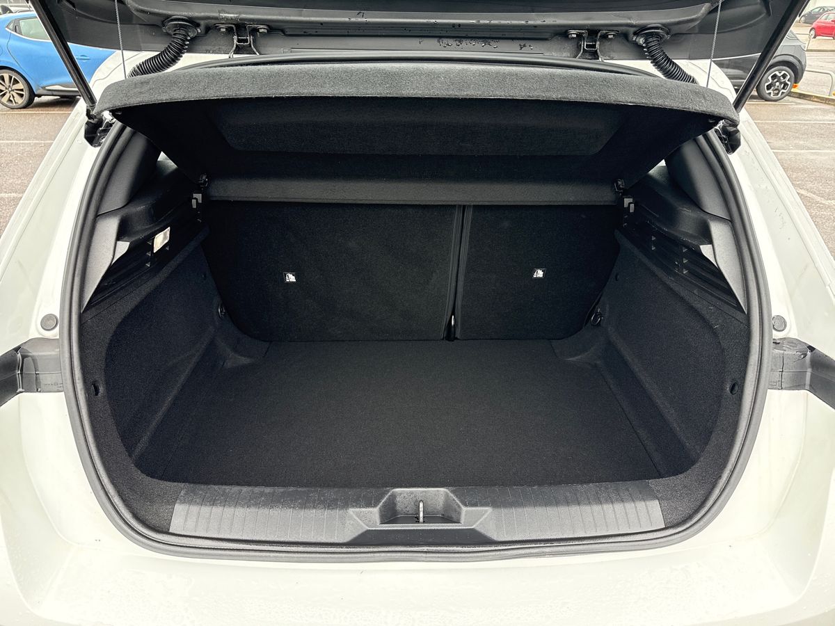 Used Vauxhall Astra 2023 for sale - 77634665: Photo 12